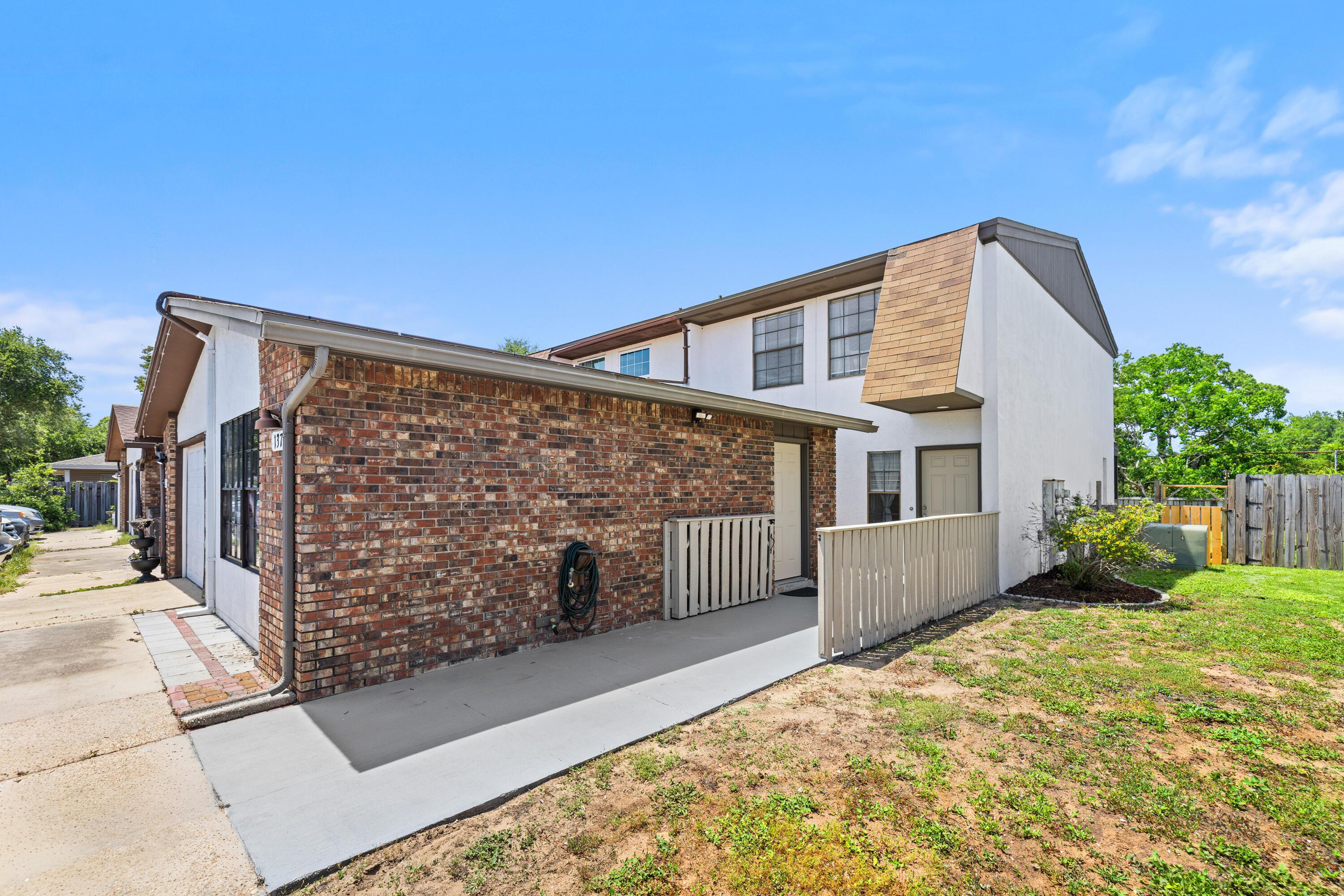 Image 2: 137'5thAve-Shalimar-FL-002