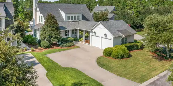 16 Medley Street