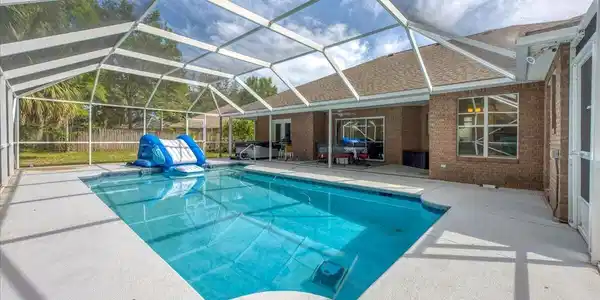 4034 Bond Circle
