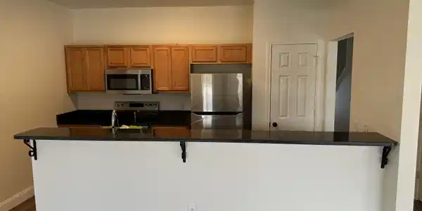 Image 2: Kitchen