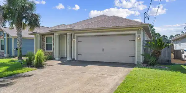Image 2: 2-web-or-mls-8147-sierra-st