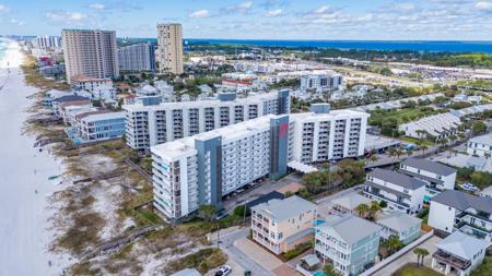 114 Mainsail Drive