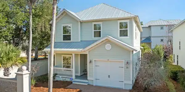 11 S Grande Pointe Drive