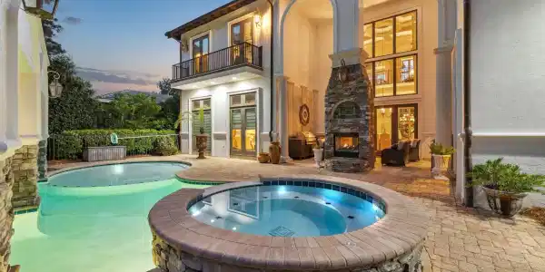 3157 Club Drive
