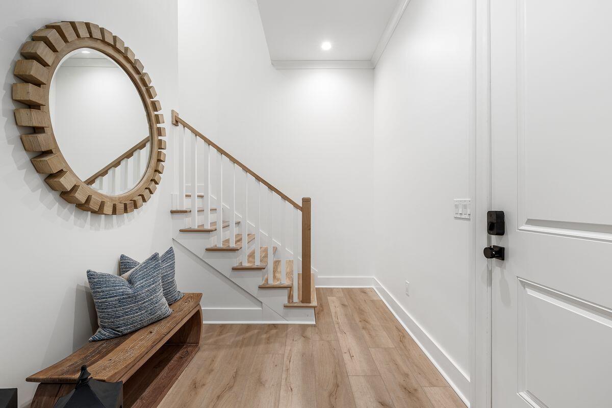 Image 3: photo_online_002