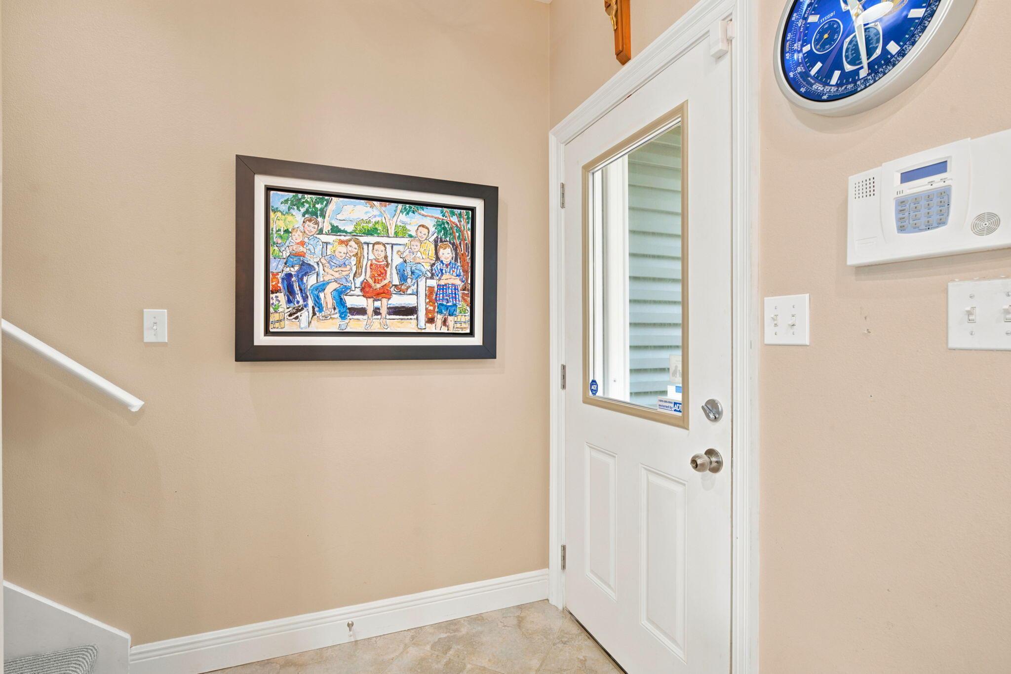 Image 4: 5-web-or-mls-1818-sea-pines-ln