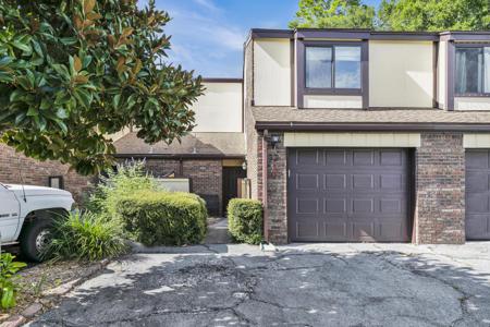 12 Hidden Cove Circle