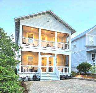 38 Emerald Beach Circle