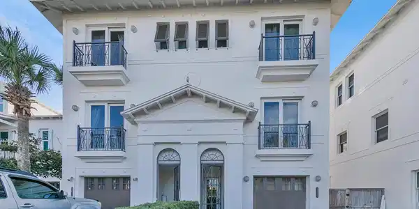 Image 2: Right side of the building