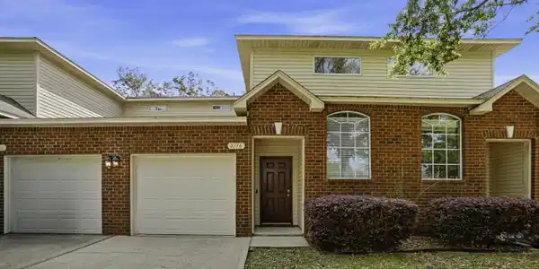 2176 Hadleigh Hills Court