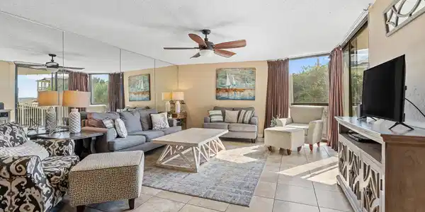 114 Mainsail Drive