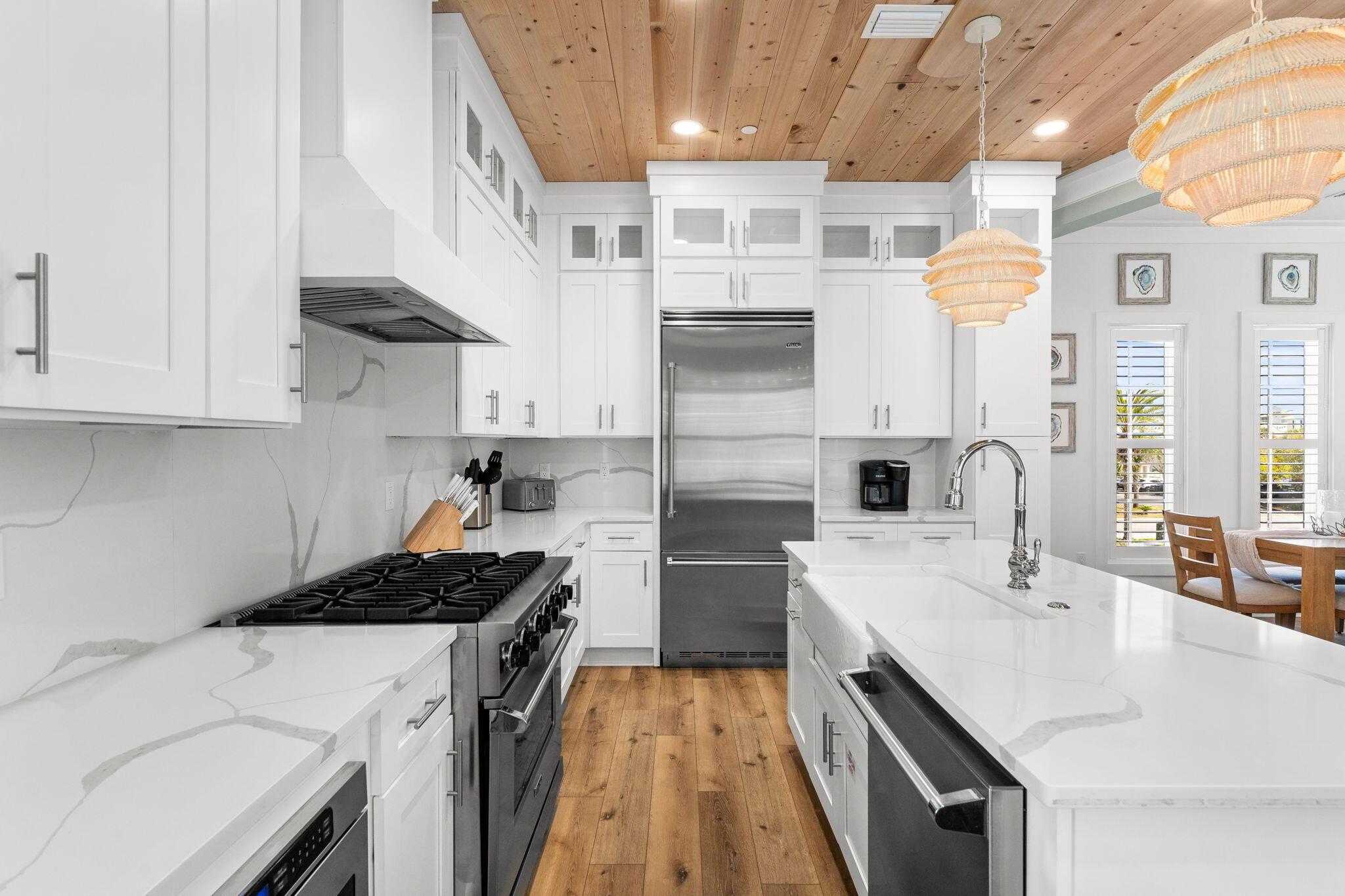 Image 3: 21-web-or-mls-PANHANDLE - 413 HENDERSON