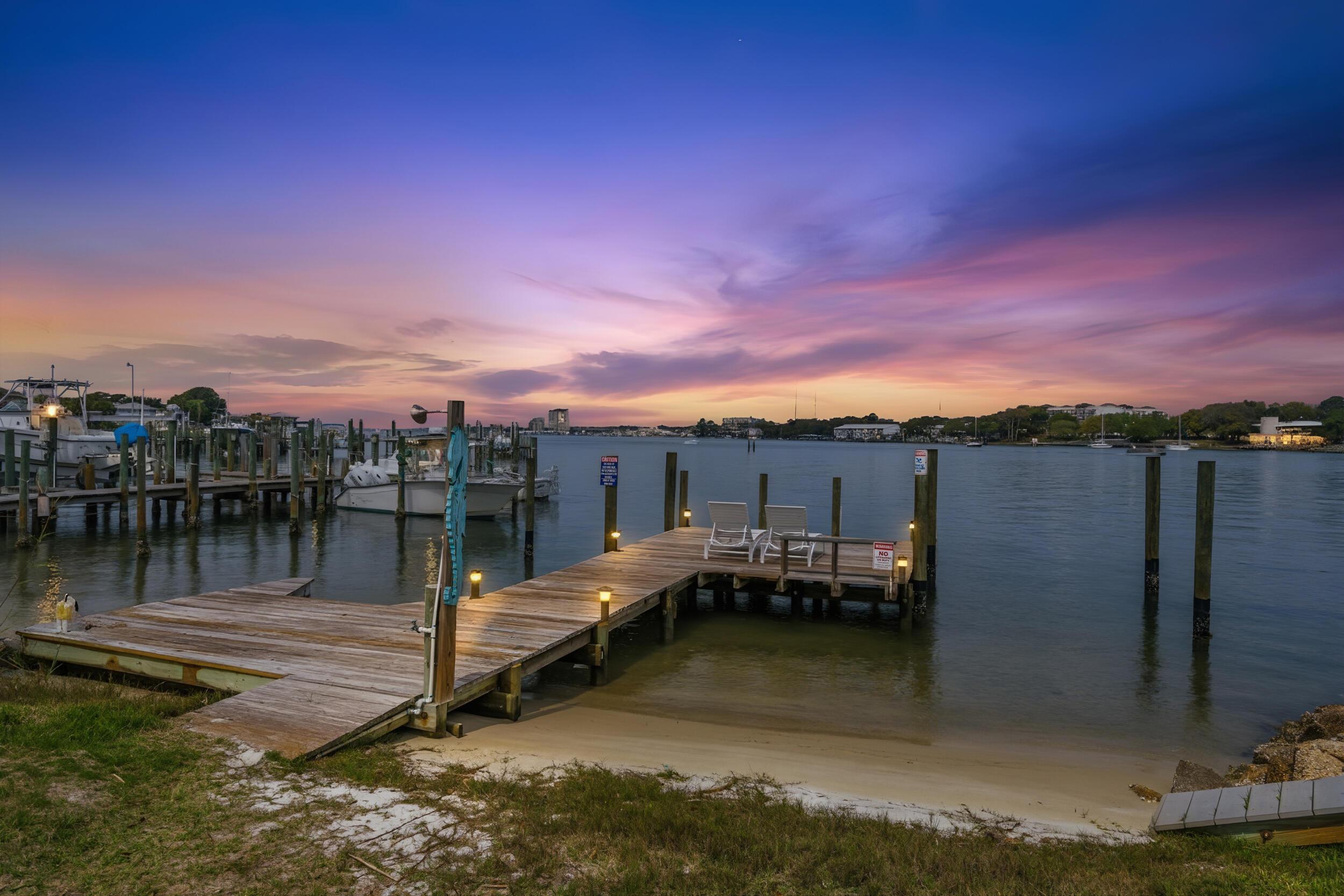 Image 2: docks_04