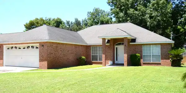 1193 Bay Court