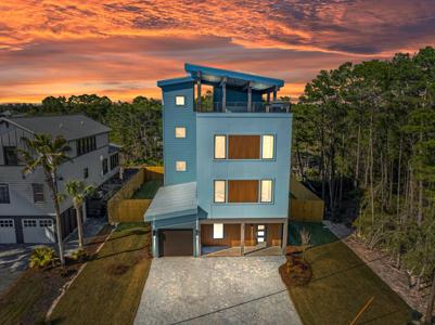 17 Woodland Drive