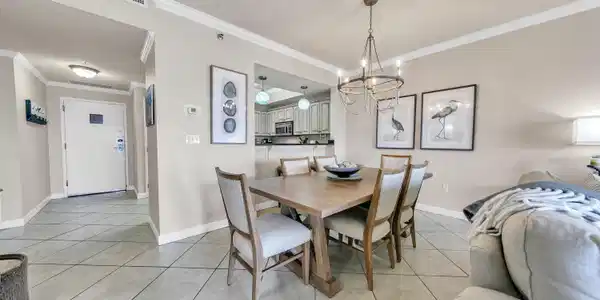 Image 4: open floorpan
