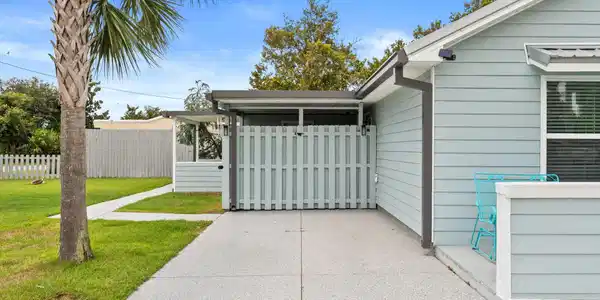 Image 4: 4-web-or-mls-FDP08866