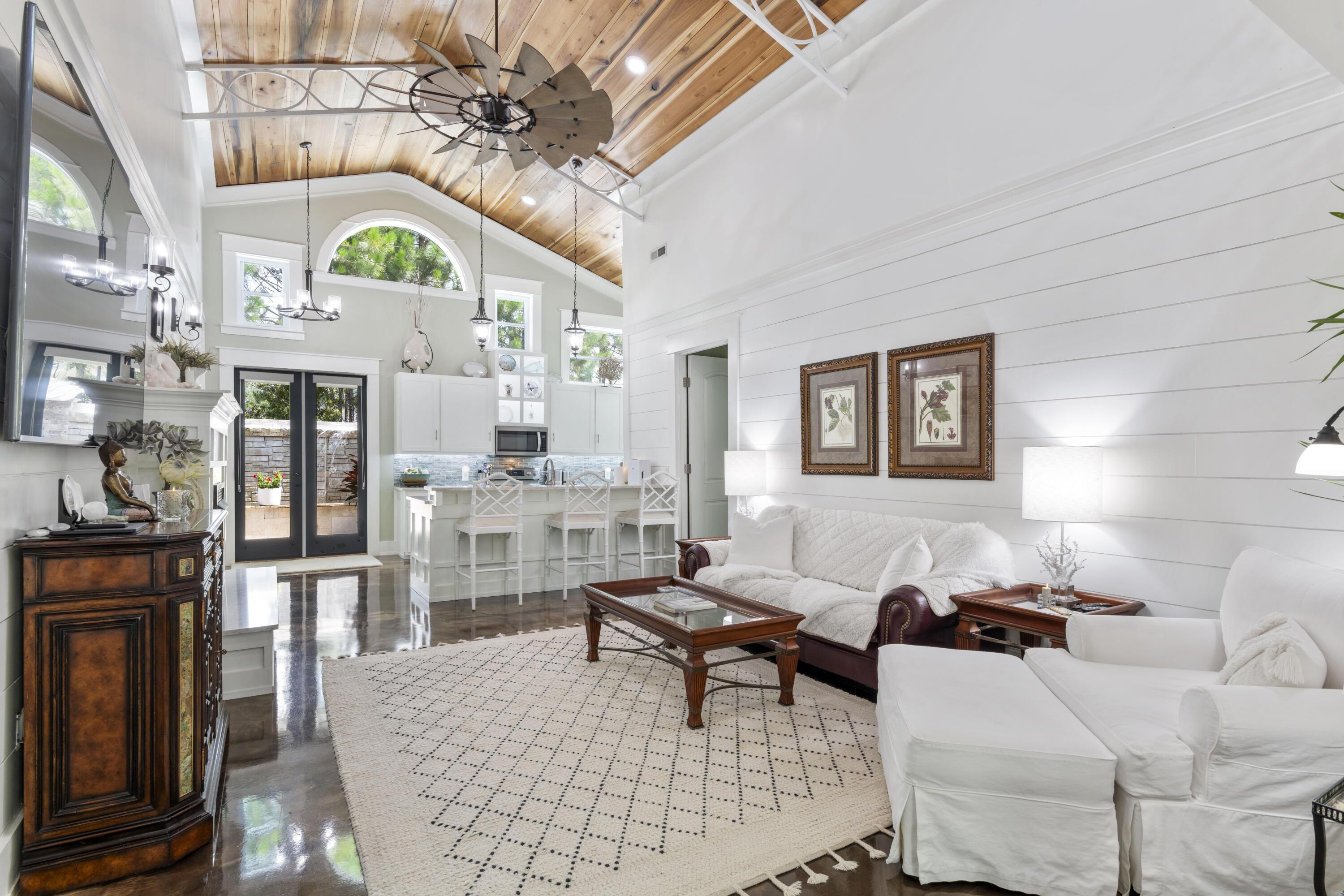 Image 2: Open Living Space