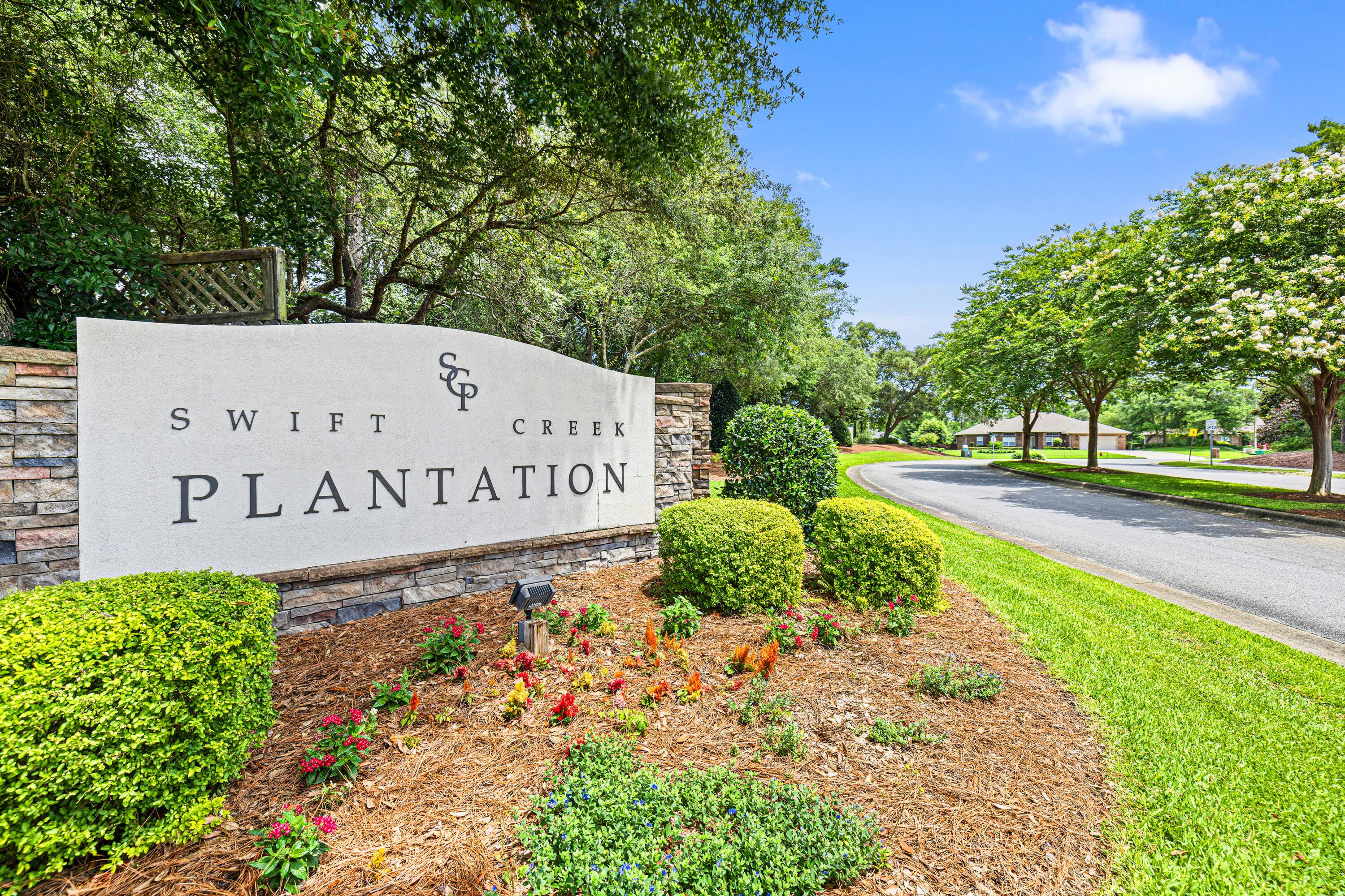 Image 2: 335GroveParkDrive-Niceville-FL-072