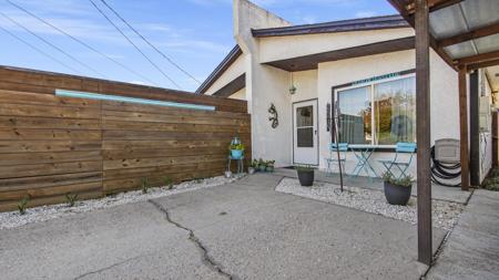 5225 Sunset Avenue