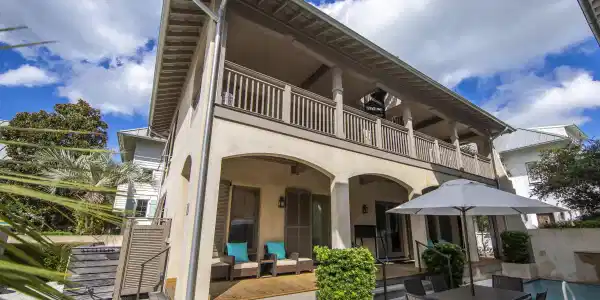 82 N Spanish Town Lane