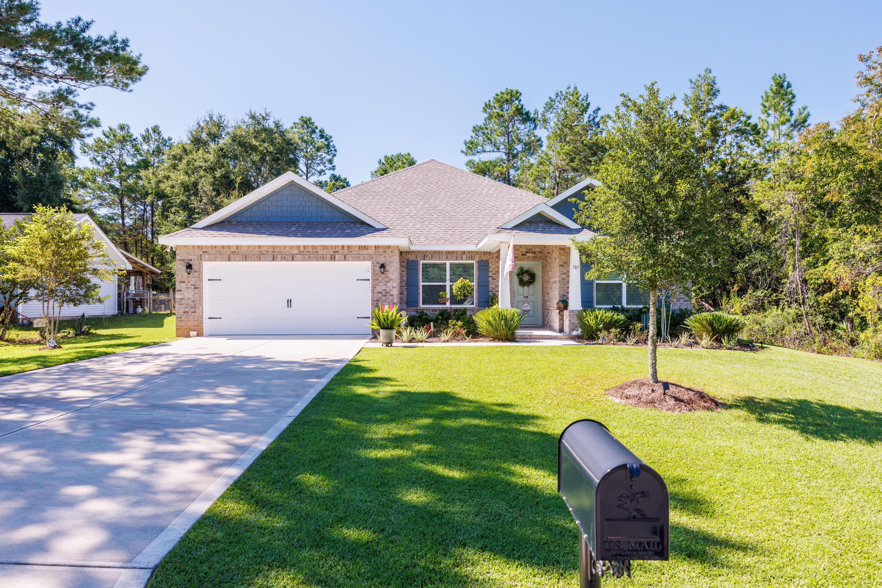 Image 1: 107 Magnolia Landing Dr-2