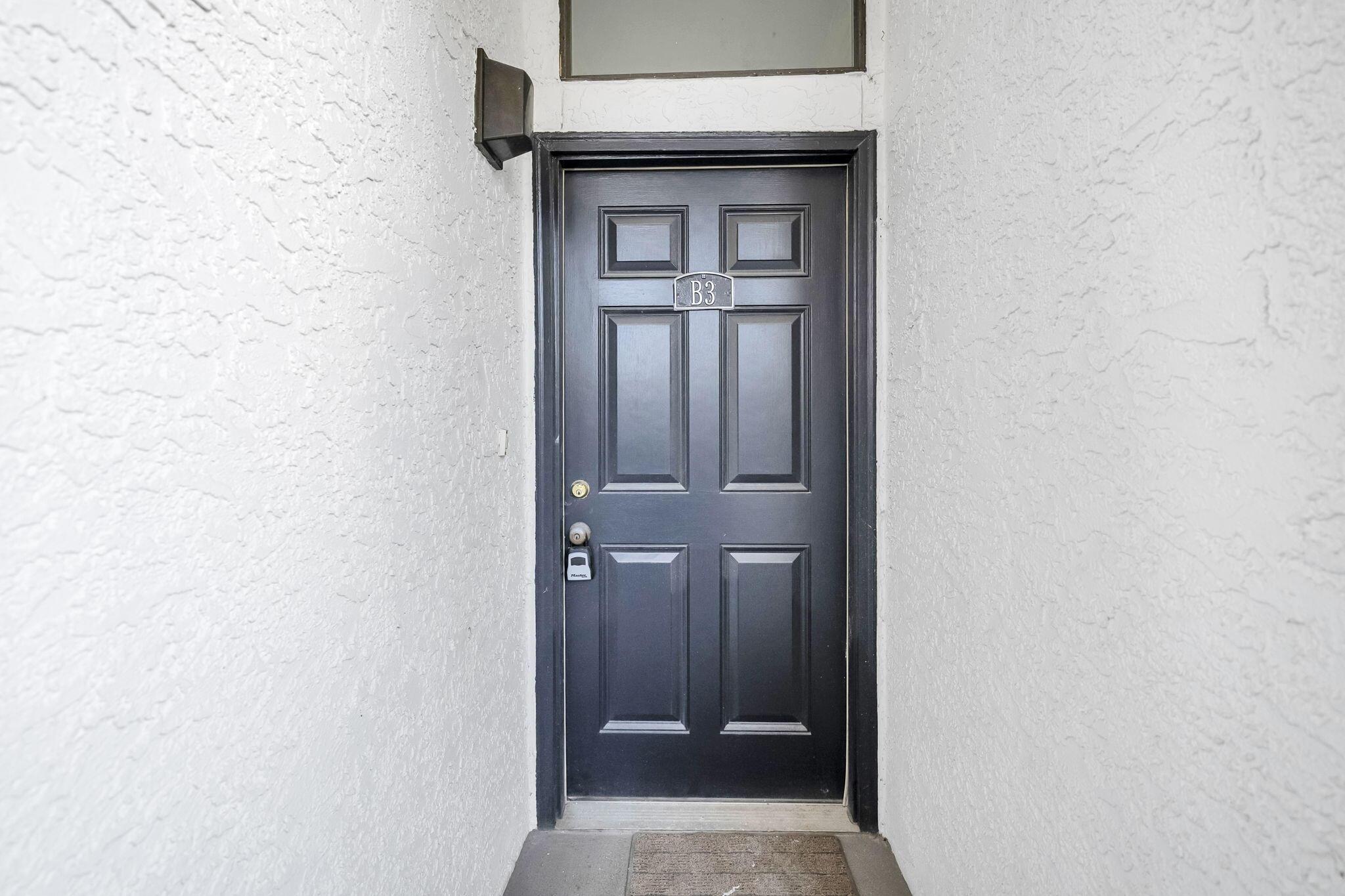 Image 4: 25-web-or-mls-DSC04647