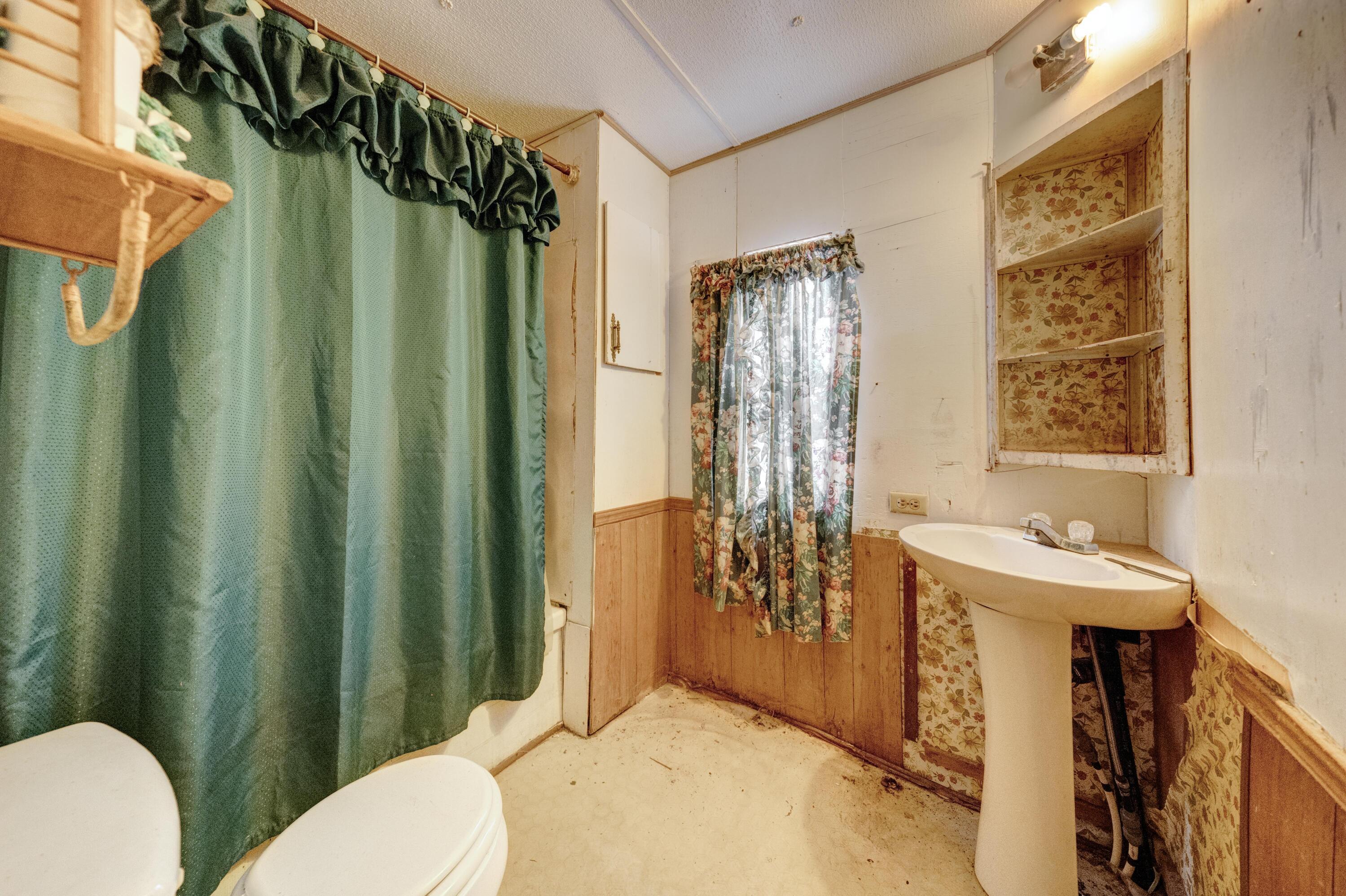 Image 1: Bathroom