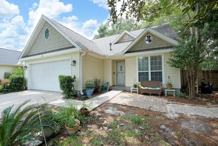 1700 Glenwood Court