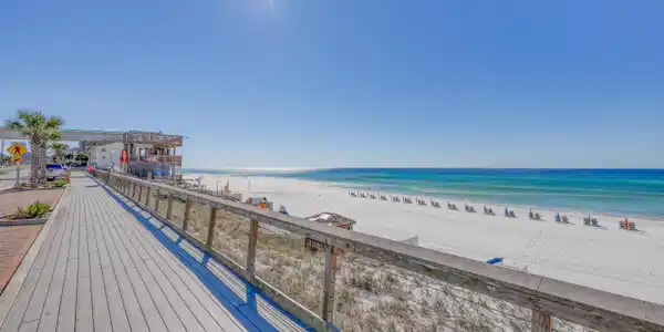 112 SEASCAPE Drive