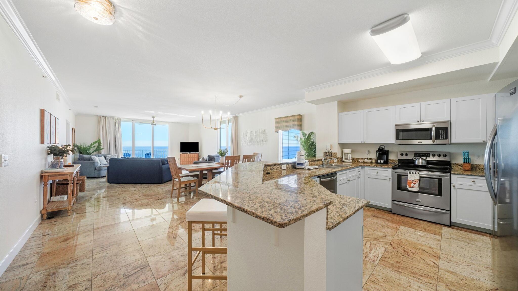 Image 2: Kitchen