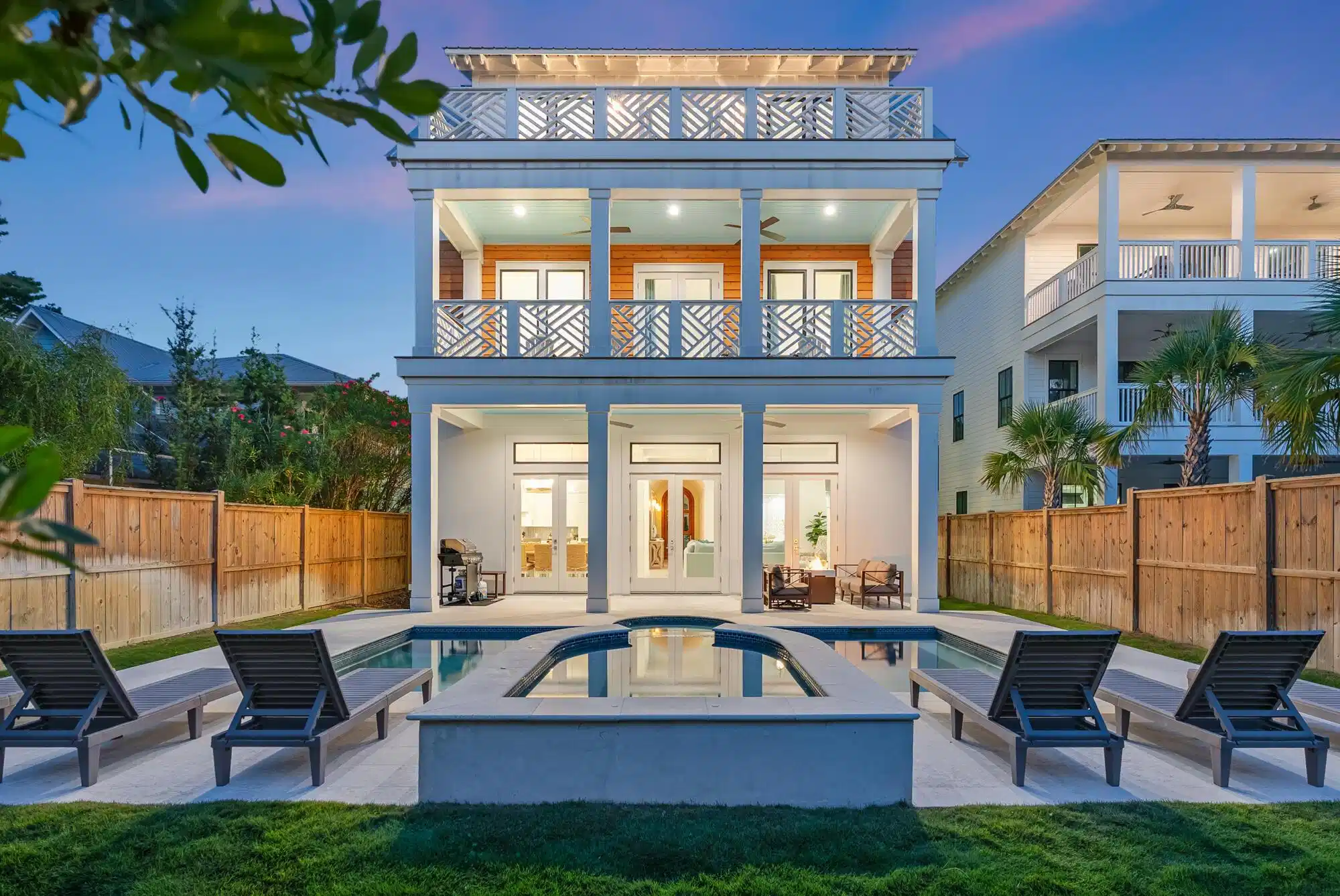 Image 1: 212 S Gulf Drive