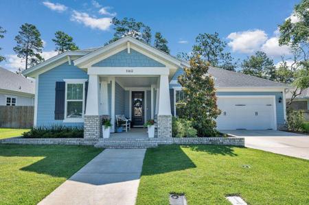 1162 Deer Moss Loop