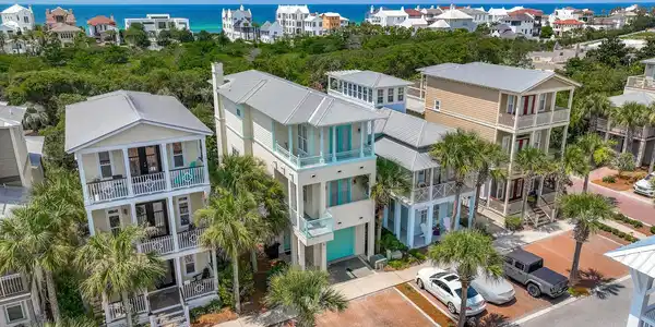 18 Blue Dolphin Loop