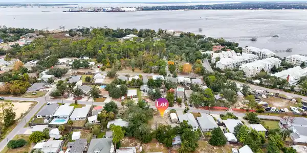Image 2: DJI_20251204103941_0006_D