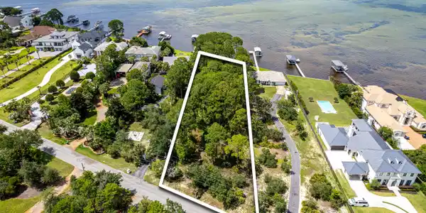 Lot 5 Walton Way