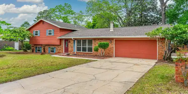 Image 4: 3-web-or-mls-11-birch-ave