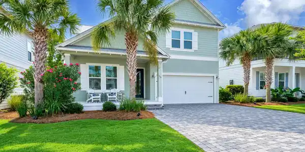 283 Lakeland Drive