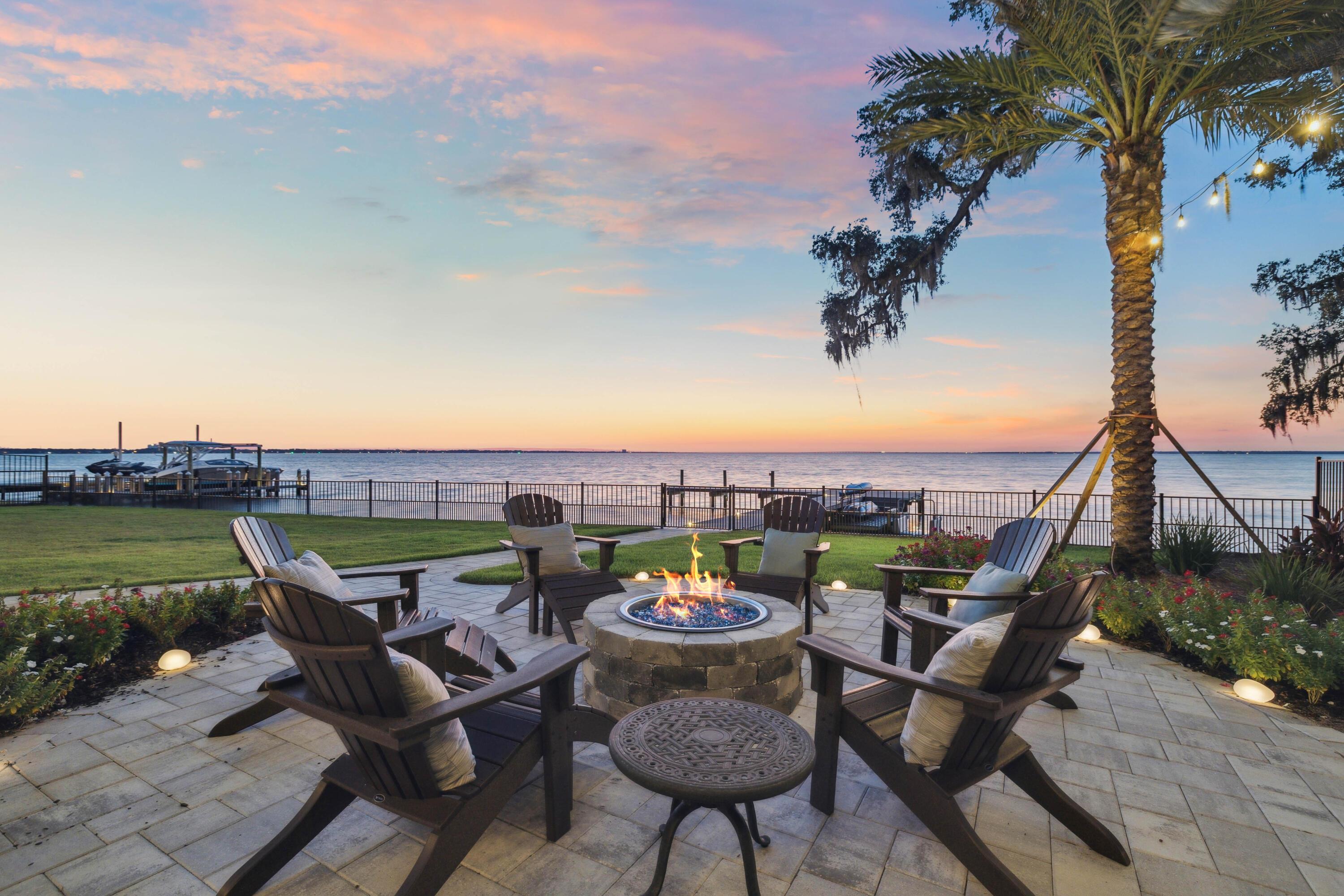 Image 3: Sunset Views