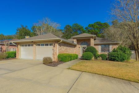 48 Hillcrest Drive