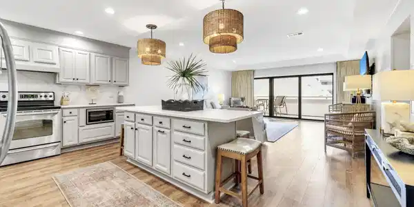 520 Gulf Shore Drive