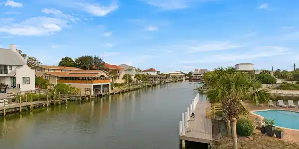 521 Gulf Shore Drive