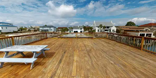 Image 2: Backdeck 1