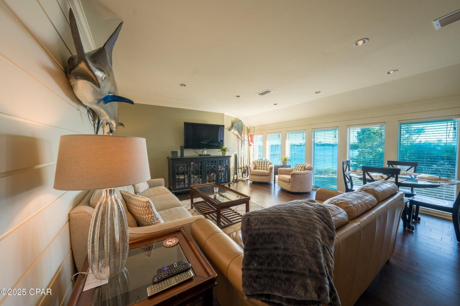 Image 3: 20251113190657999466000000-o