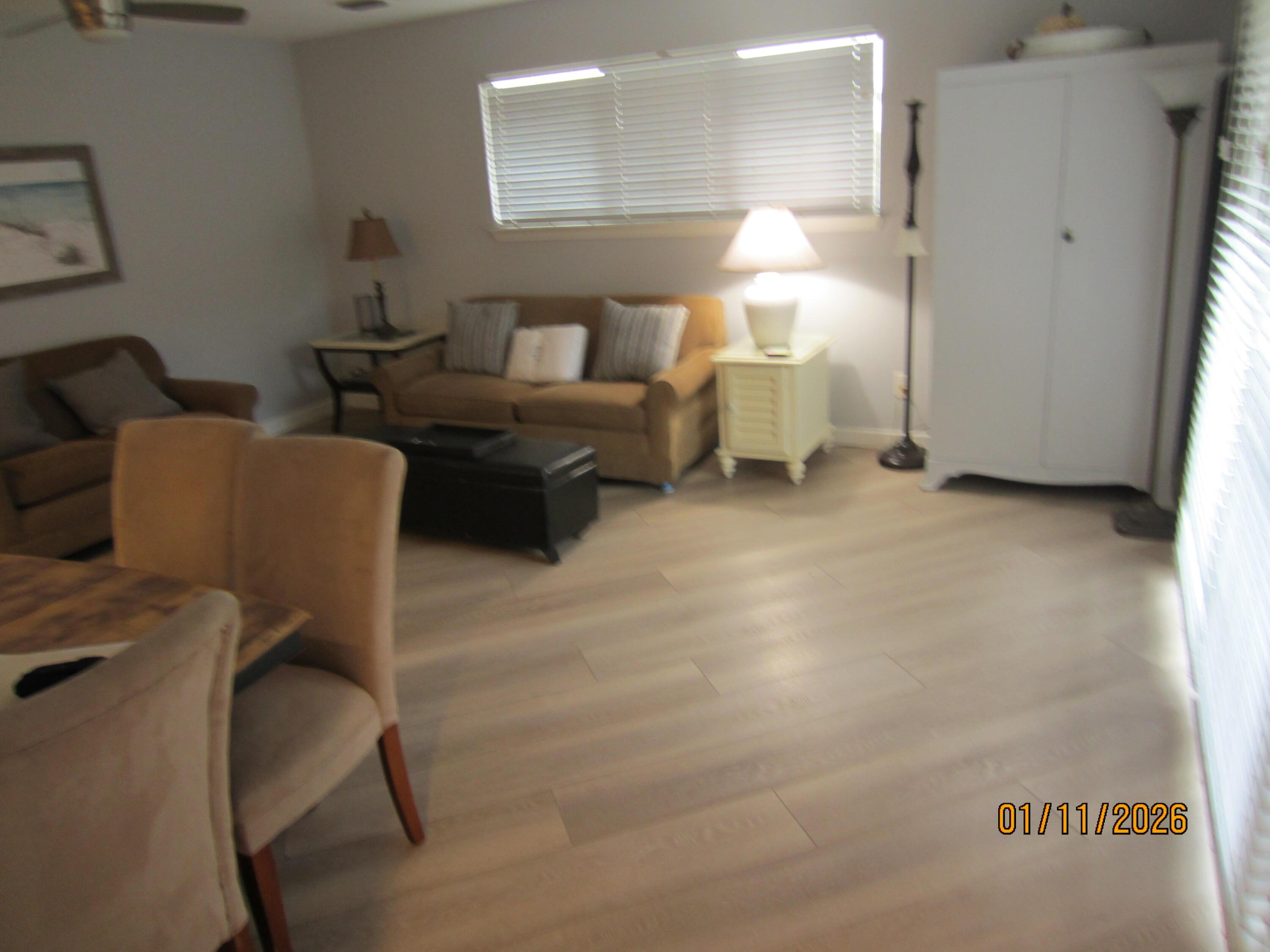 Image 4: IMG_5162