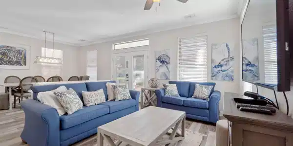 Image 2: 1 first floor living room