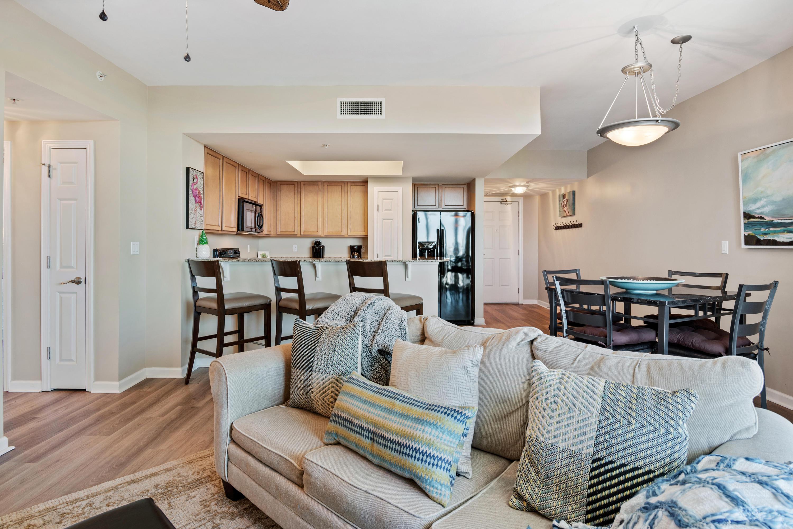 Image 4: 2502 Palms of Destin_16