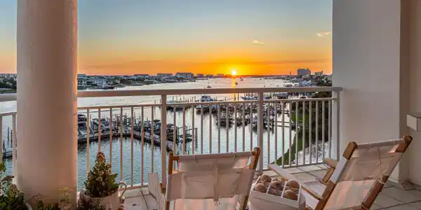 662 Harbor Boulevard