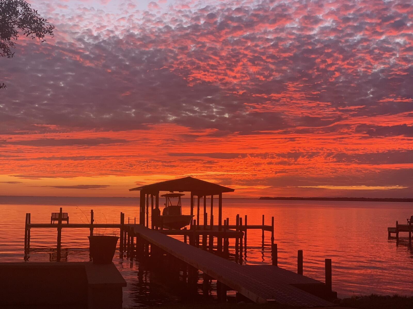 Image 4: 1363 Windward Lane