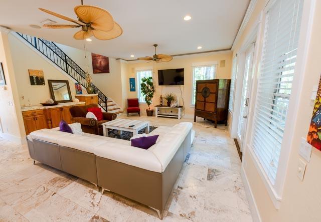 Image 2: Living Room to TV